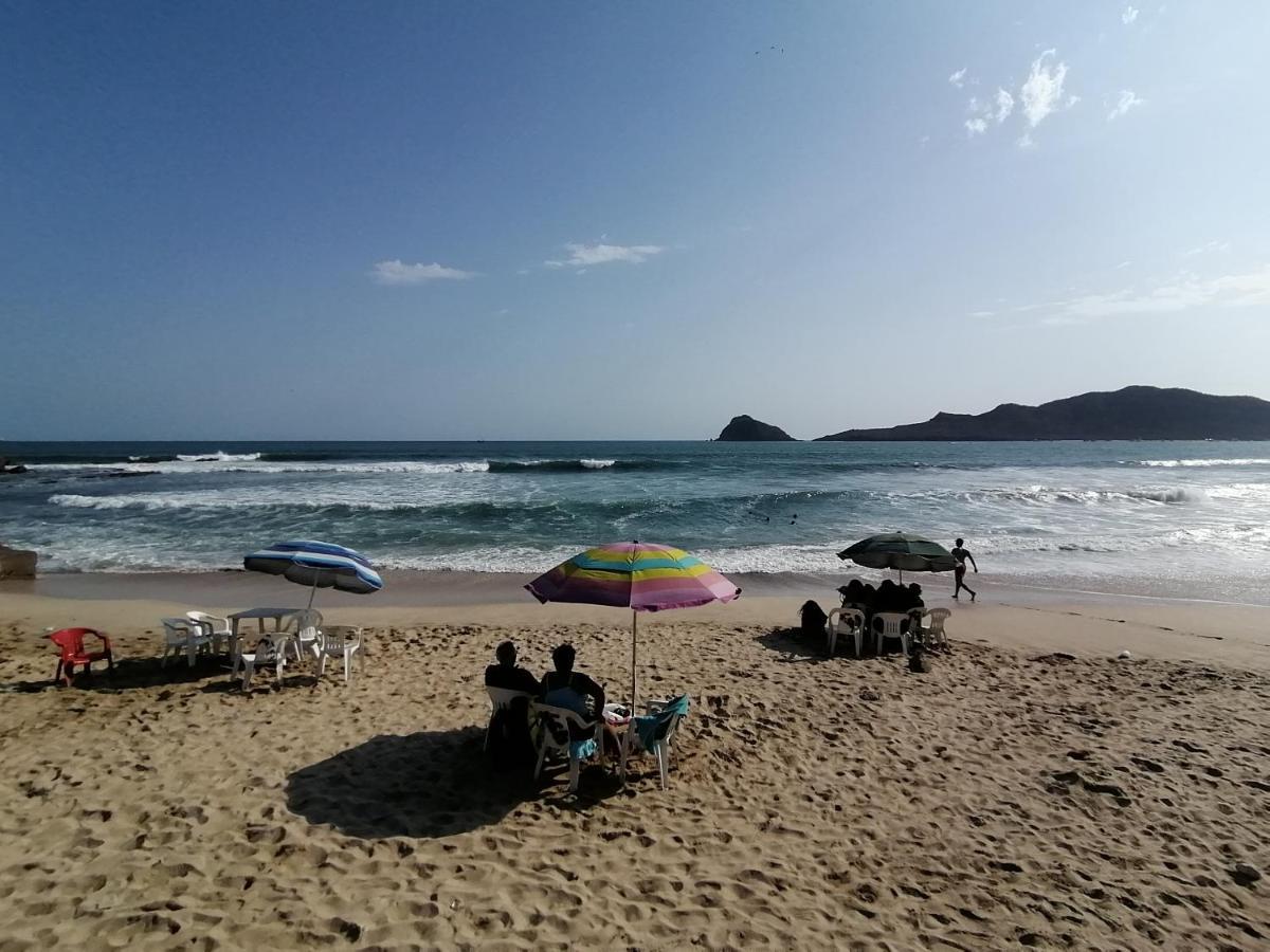 Casa Dahlia 2 Panzió Mazatlán Kültér fotó